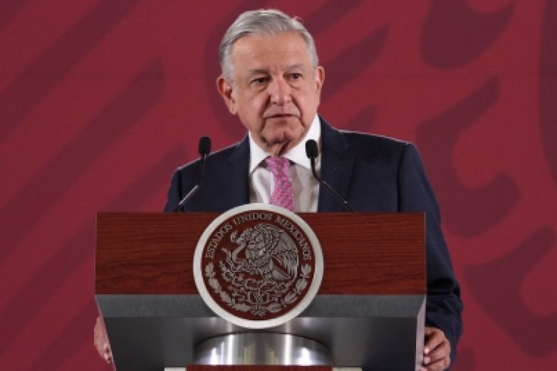Andrés Manuel López Obrador propone eliminar examen de admisión en la Universidades.