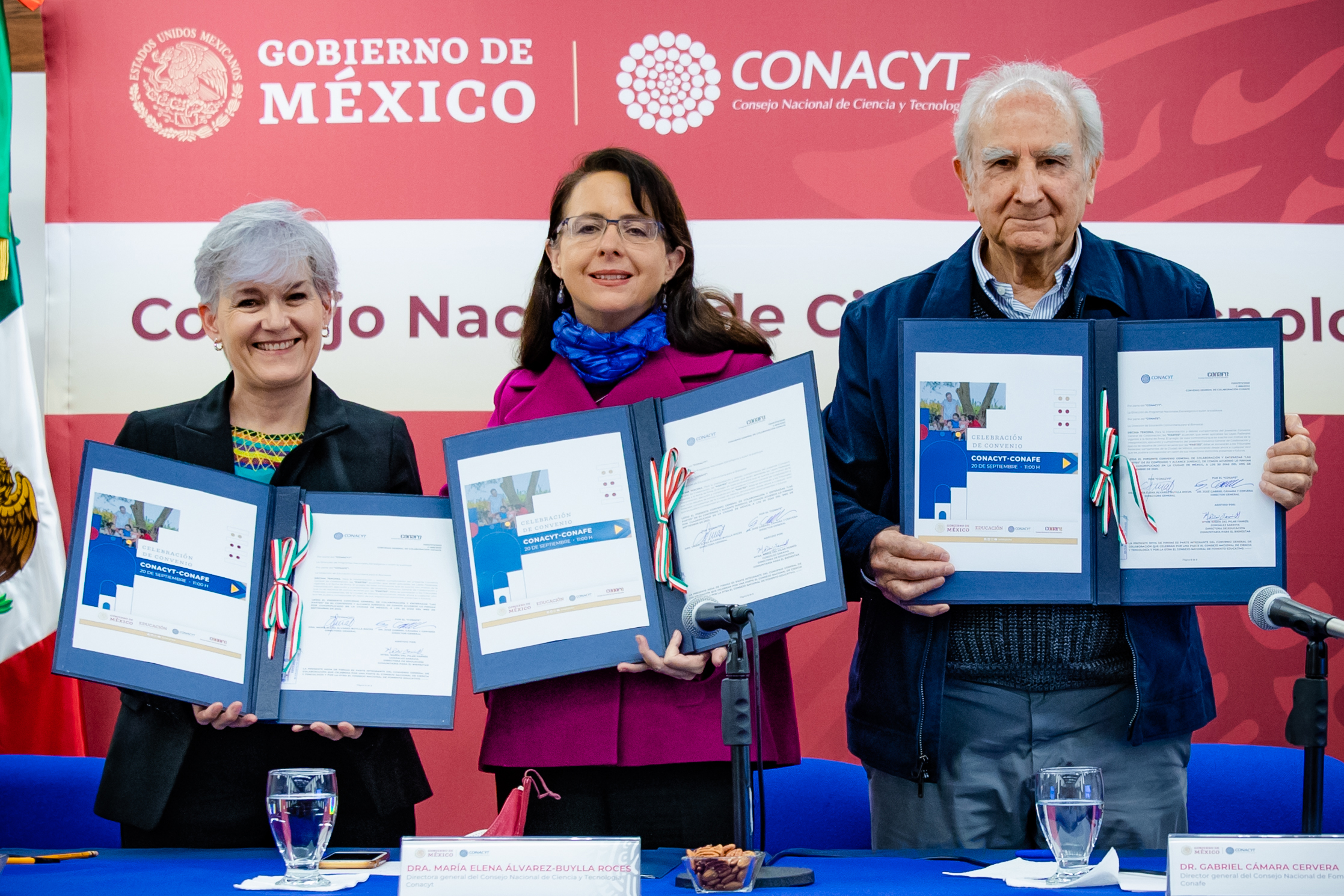 Conacyt y Conafe firman convenio para fortalecer la educación comunitaria en México