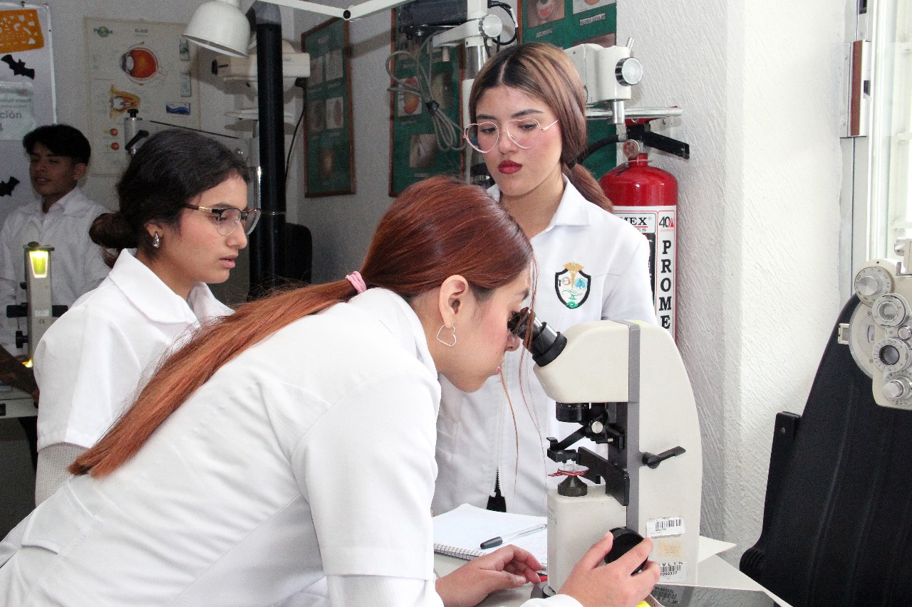 Sistema Nacional de Bachillerato doble certificación, mejores planes de estudio y nuevas carreras: Mario Delgado Carrillo